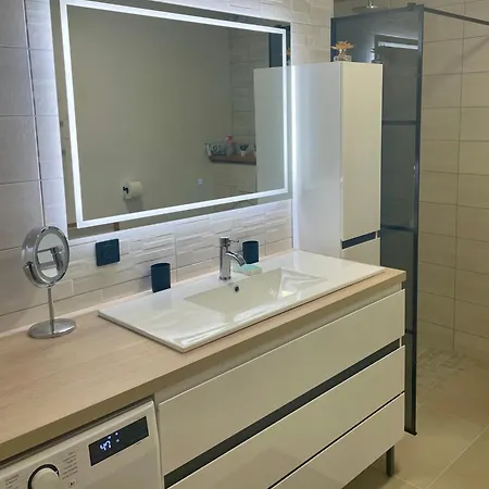 Bel Rénové 4 étoiles Appartement *